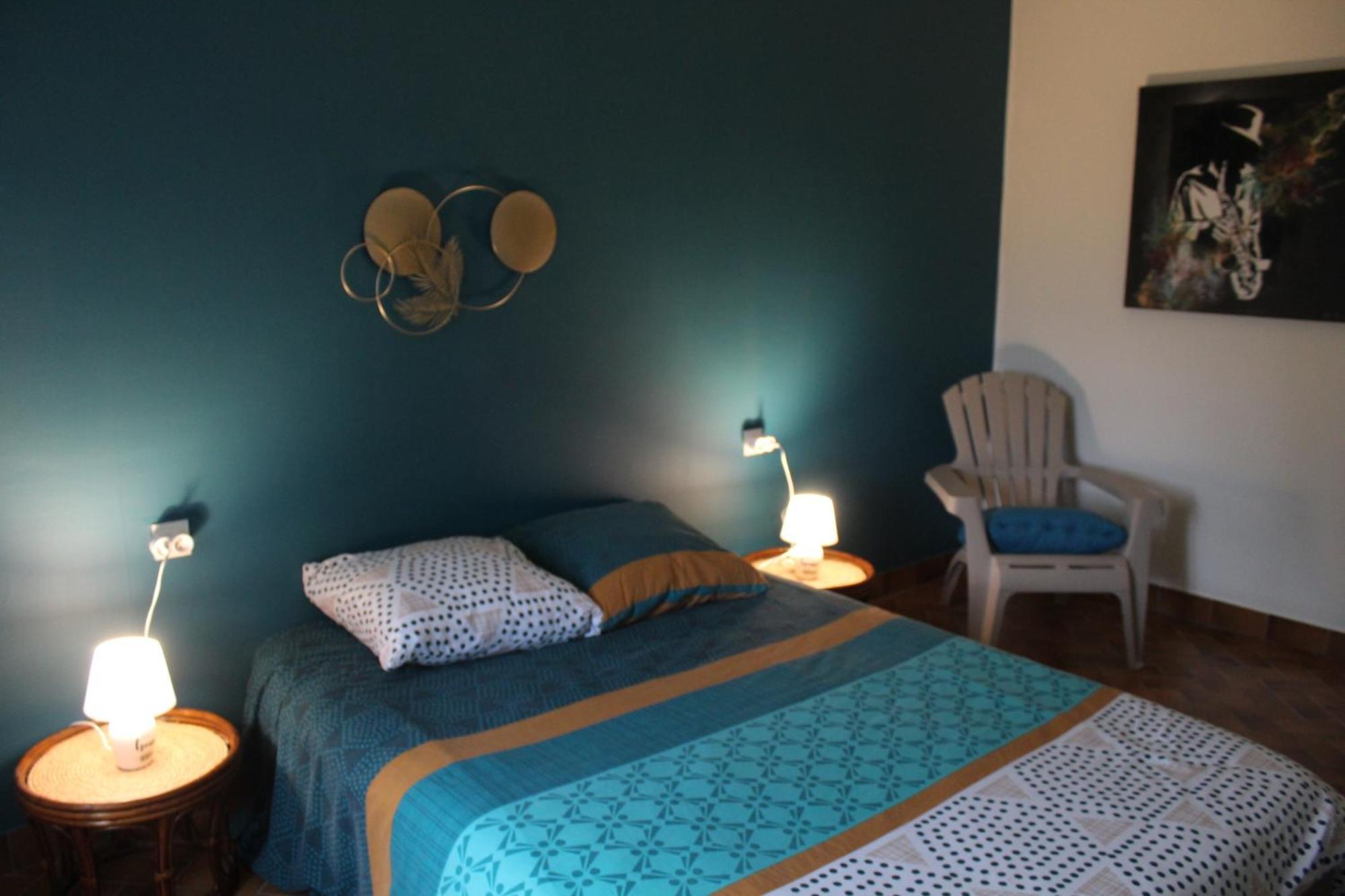 Arts & Passion Bed and Breakfast Mirambeau  Buitenkant foto